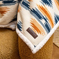 Great&Small Snuggle & Snooze Deken Aztec Print Sherpa 120 x 70 cm