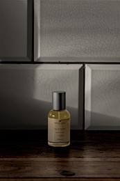 Frenky Lewis Natural Parfum Noble Woods 30 ml - Green Tea & Bergamot