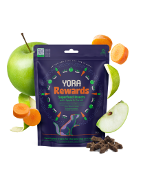 Yora Rewards Dog Treats Insect with Apple & Carrot 100 g